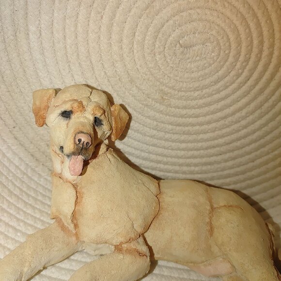 A Breed Apart 70032 Yellow Labrador Retriever Figurine 2002 Country Artists Ltd - Picture 7 of 13